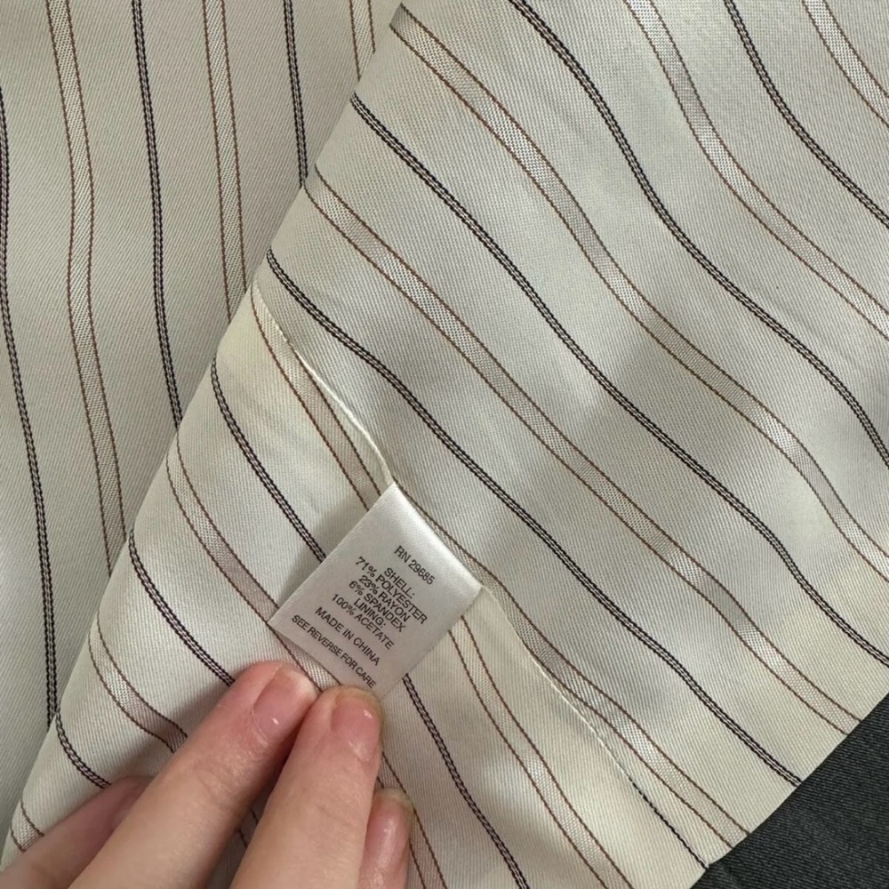 Pendleton Womens Blazer Gray Button Closure Size 8 - image 3